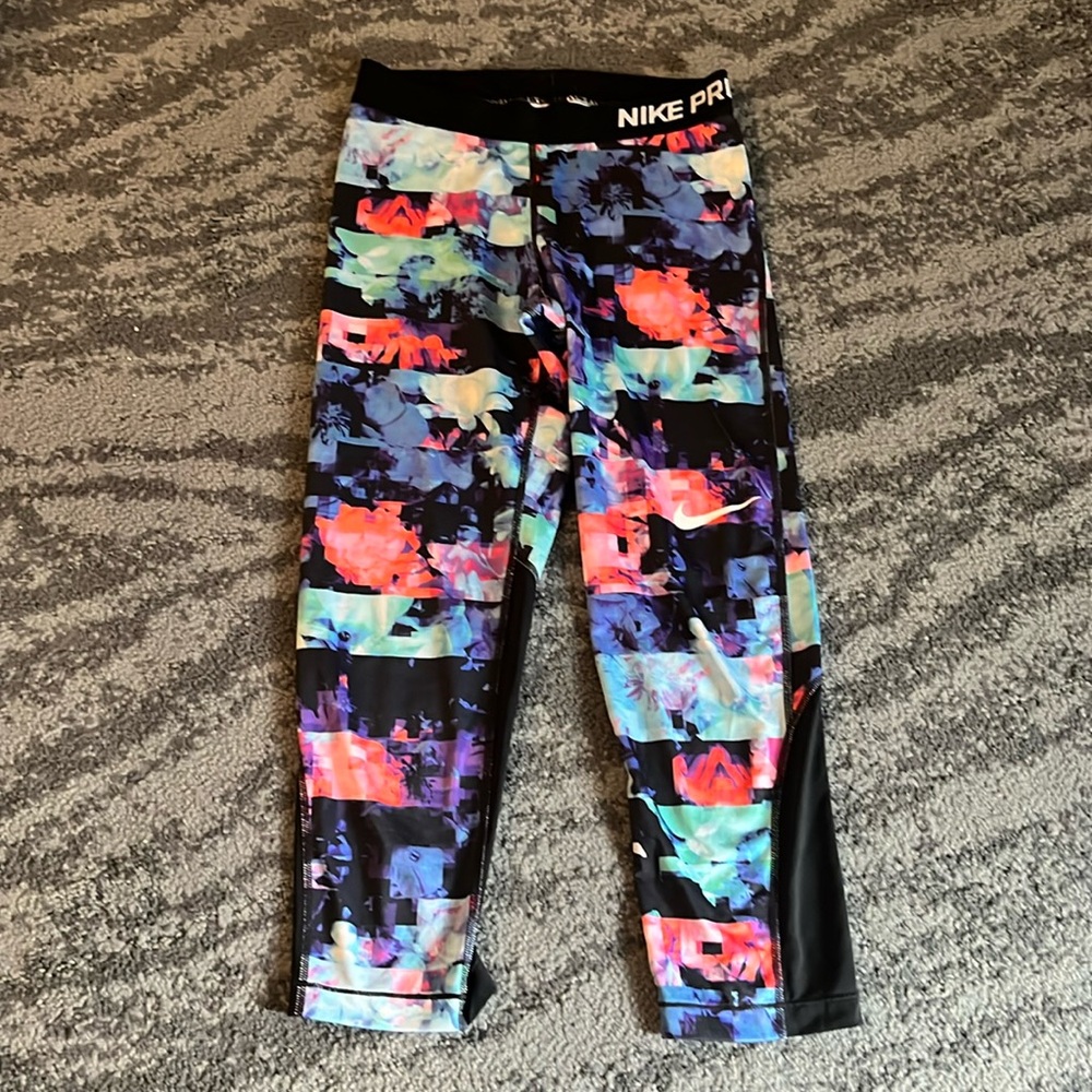 Nike Pro Leggings 3/4 Small